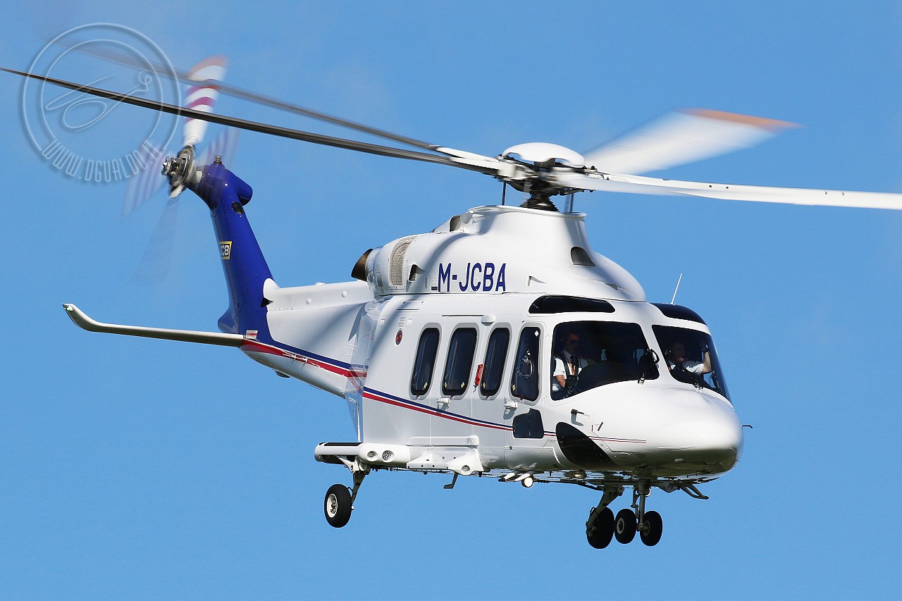 m-jcba4A.jpg